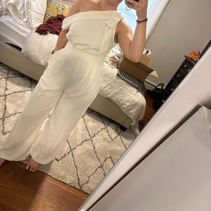 White One-Shoulder Bow Jumpsuit